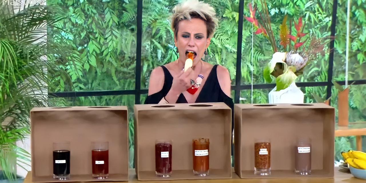 Ana Maria passa mal ao vivo durante "Mais Você"(Reprodução) Ana Maria passa mal ao vivo durante "Mais Você"(Reprodução)