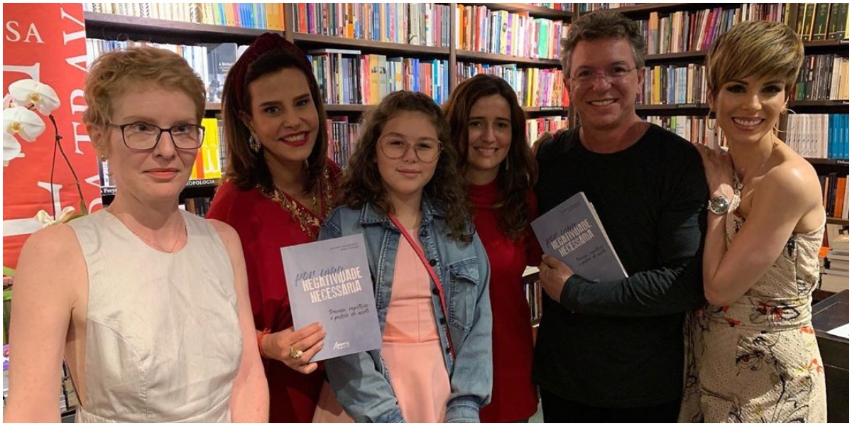 Boninho já foi casado com Narcisa e teve uma filha chamada Mariana (Foto: Reprodução)