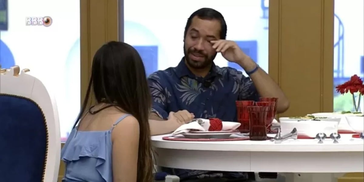 Juliette e Gil almoçando no BBB21 (Foto: Reprodução)