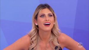 Lívia Andrade, abriu o jogo para Leo Dias e não escondeu o que pensa (Foto reprodução)