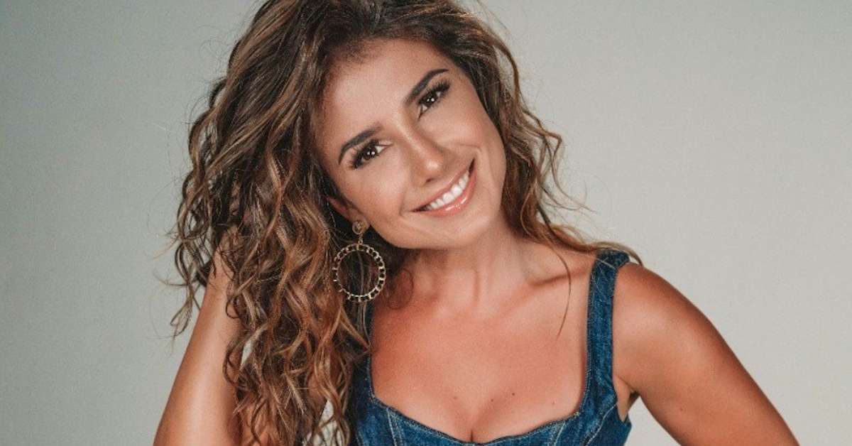 http://tvfoco.uai.com.br/wp-content/uploads/2015/05/Daniela-Mercury.jpg