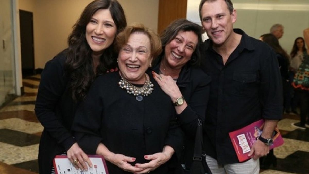 Nicette Bruno e seus filhos