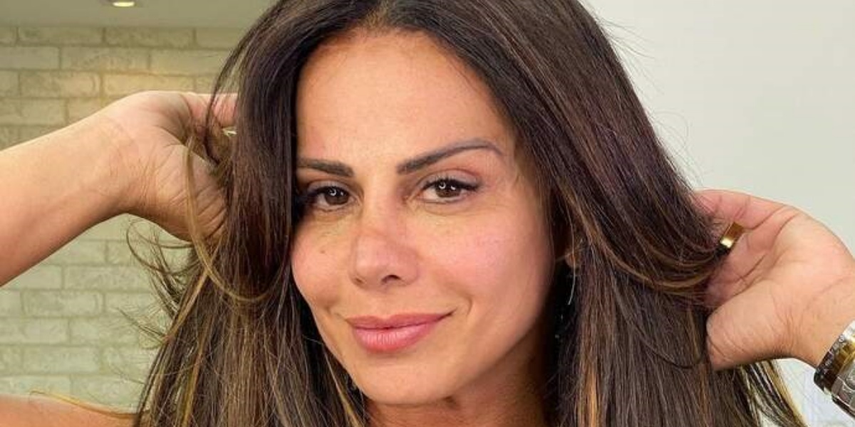 http://tvfoco.uai.com.br/wp-content/uploads/2015/05/Daniela-Mercury.jpg