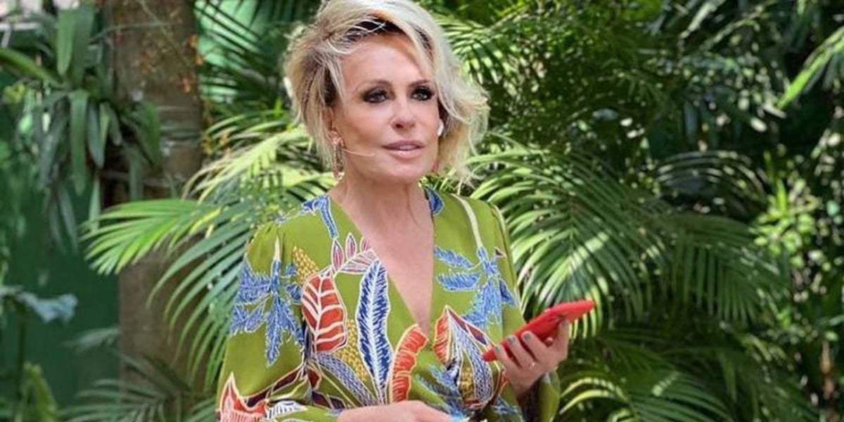http://tvfoco.uai.com.br/wp-content/uploads/2015/05/Daniela-Mercury.jpg