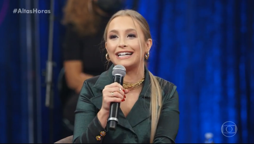 Carla Diaz falou sobre Karol Conká no Altas Horas após ter se negado a participar de documentário (Foto: Reprodução)