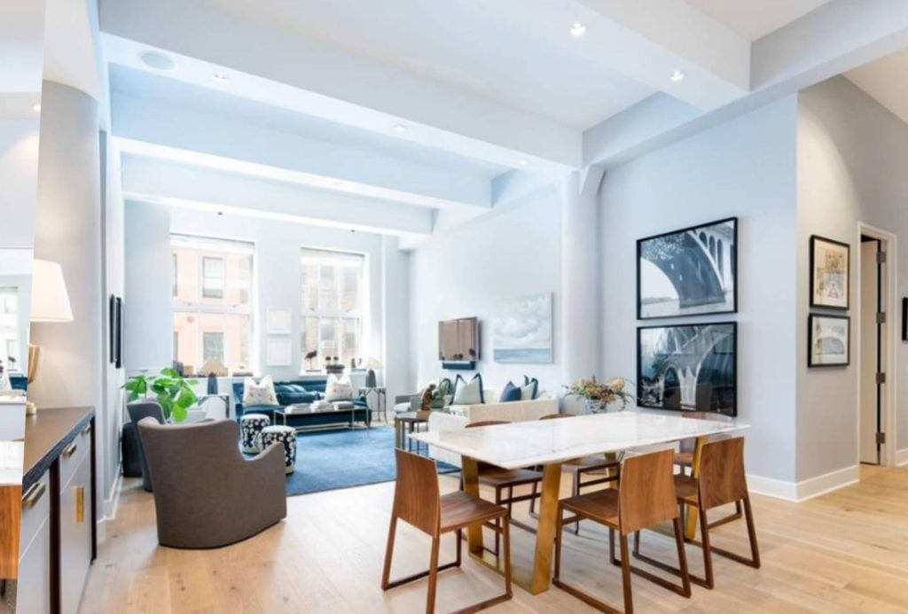 Simulação de imóvel a venda no mesmo valor e na mesma região de Nova York onde Paulo Gustavo comprou um imóvel (Foto: Reprodução)