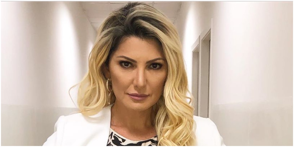 http://tvfoco.uai.com.br/wp-content/uploads/2015/05/Daniela-Mercury.jpg