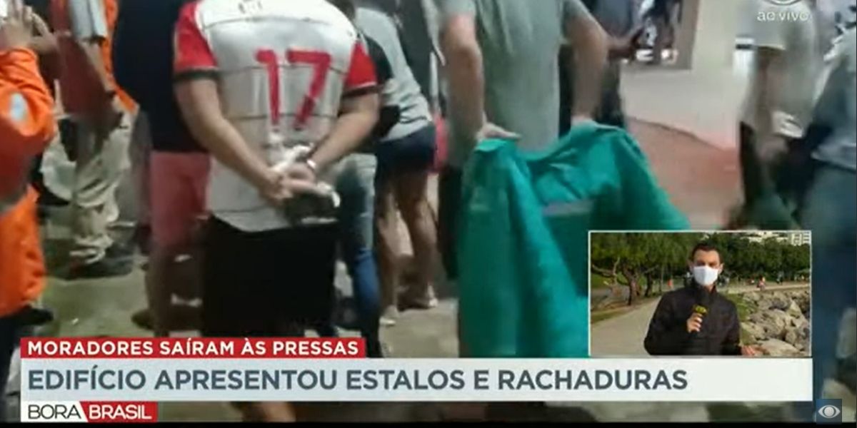 "Agora pouco", Joel Datena convoca repórter às pressas e confirma acidente terrível na Band: "Acabaram morrendo" "Agora pouco", Joel Datena convoca repórter às pressas e confirma acidente terrível na Band: "Acabaram morrendo"