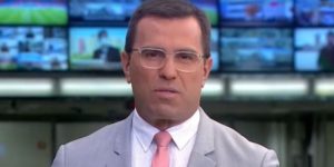 Rodrigo Bocardi quebrou o protocolo no 