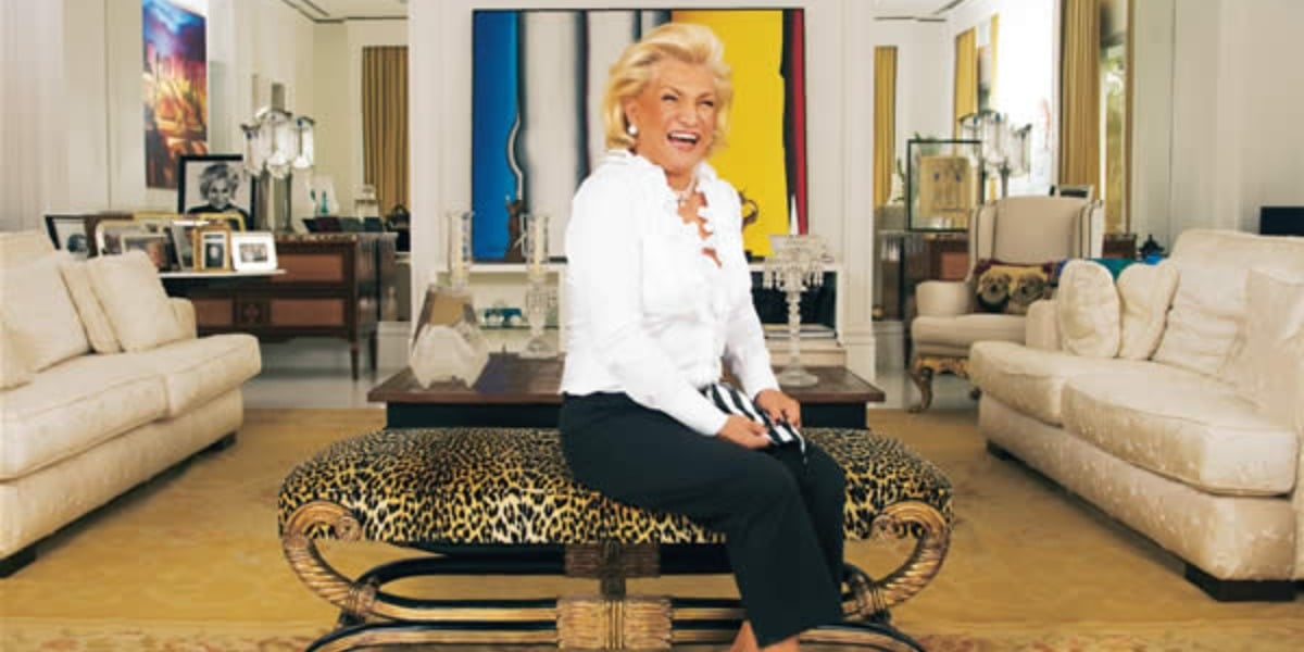 http://tvfoco.uai.com.br/wp-content/uploads/2015/05/Daniela-Mercury.jpg