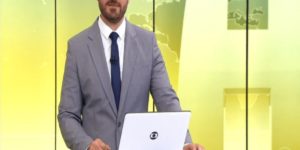 Jornalista falou ainda sobre a sua relação com a mãe após ele ter se assumido (Foto: Reprodução)