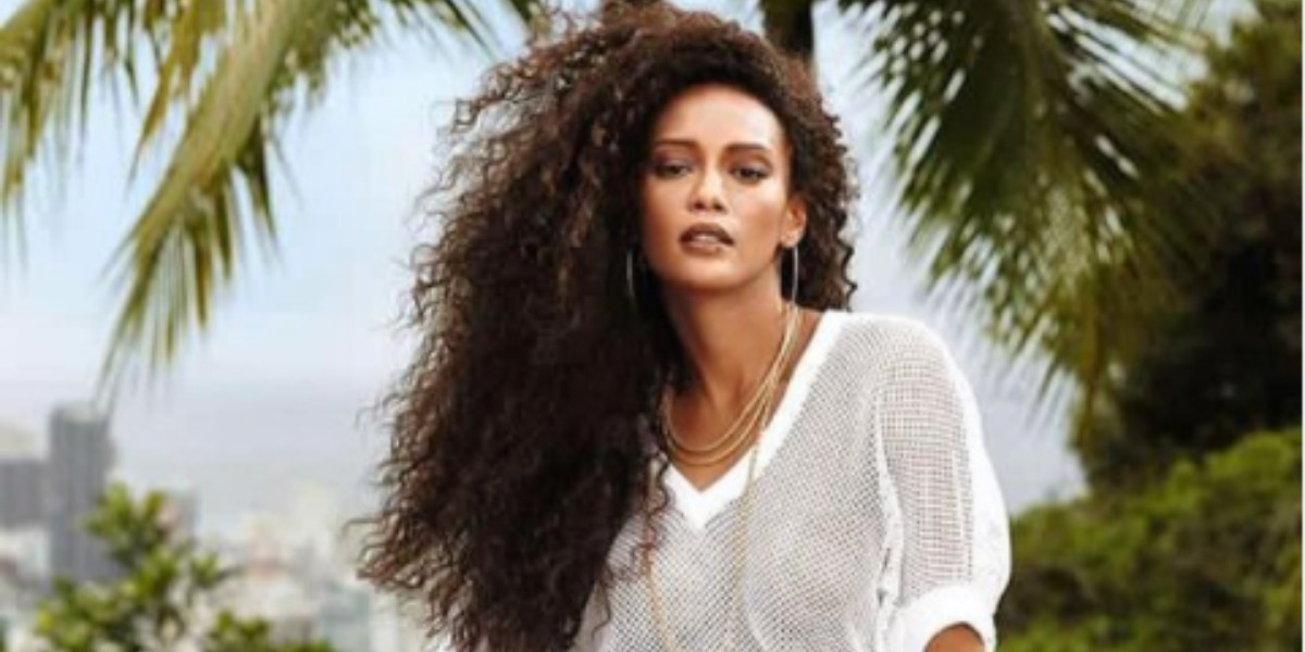 http://tvfoco.uai.com.br/wp-content/uploads/2015/05/Daniela-Mercury.jpg