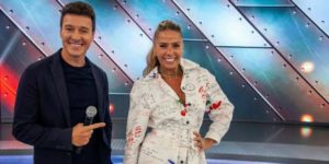 Rodrigo Faro é substituído por Adriane Galisteu em programação de domingo