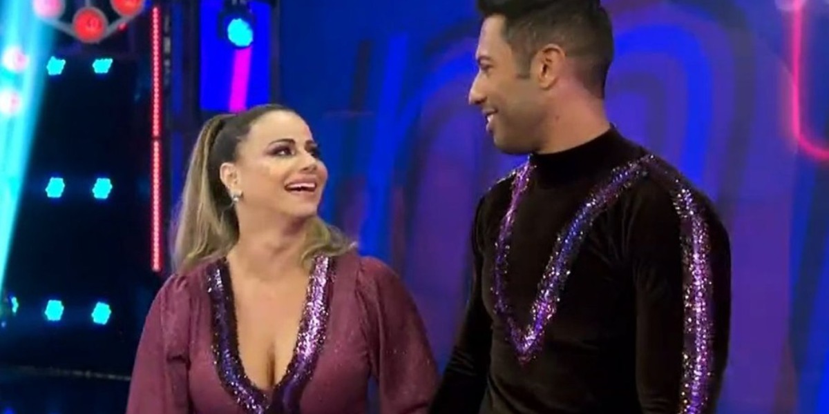 http://tvfoco.uai.com.br/wp-content/uploads/2015/05/Daniela-Mercury.jpg