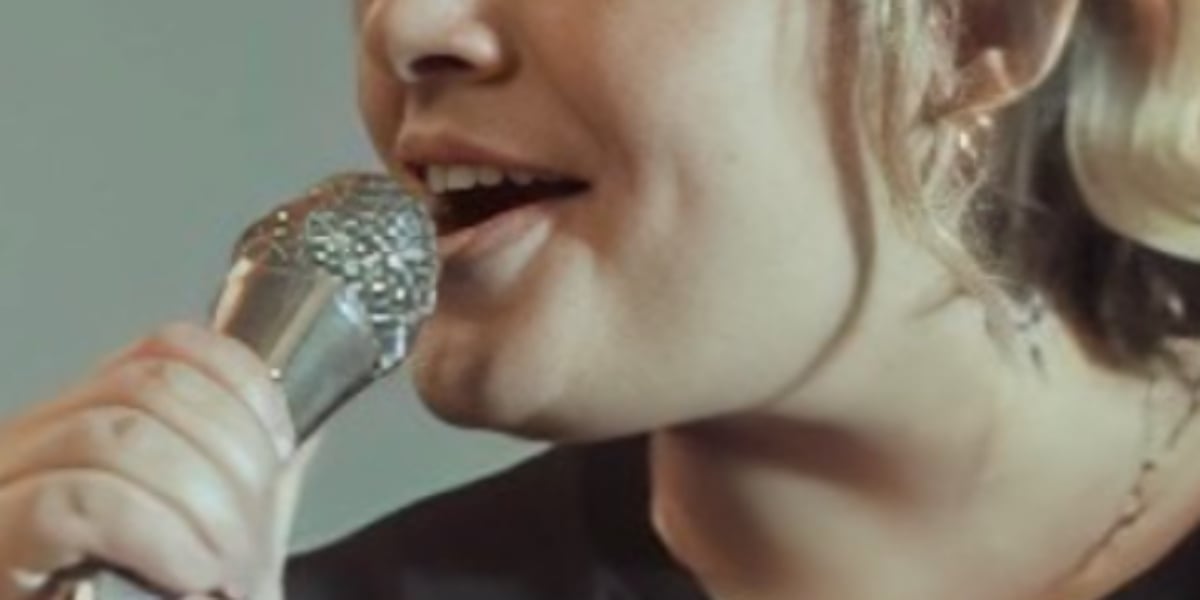 http://tvfoco.uai.com.br/wp-content/uploads/2015/05/Daniela-Mercury.jpg