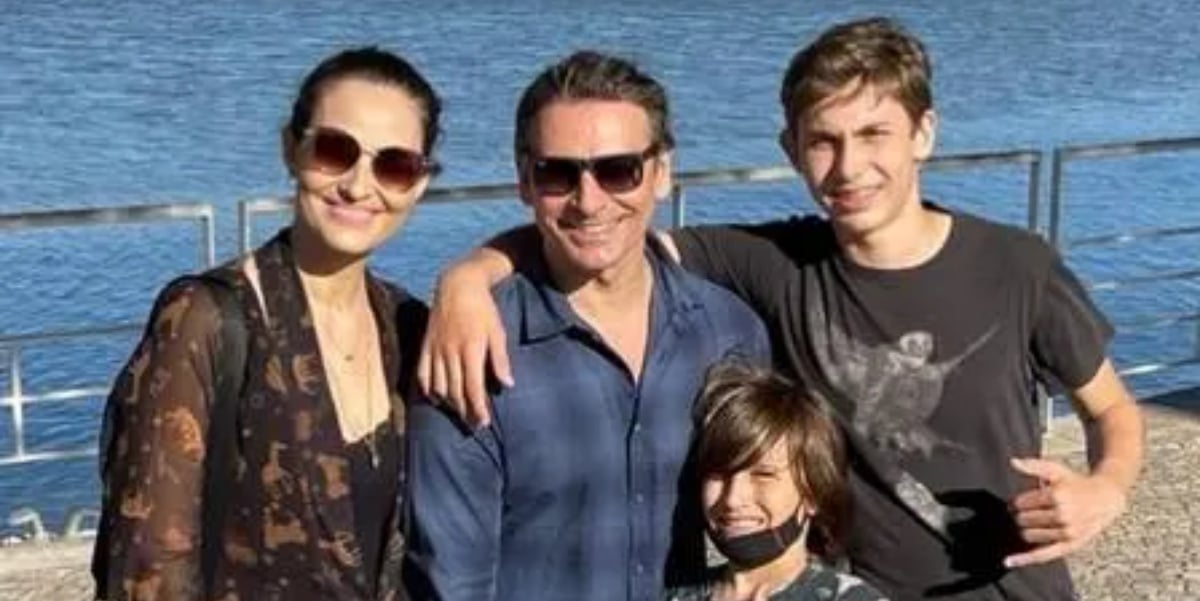 Murilo Rosa em foto com a família em Portugal (Imagem: Reprodução)
