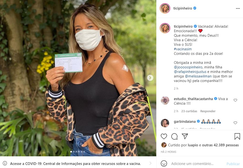 Ticiane Pinheiro toma a primeira dose da vacina contra a Covid-19 (Reprodução) Ticiane Pinheiro toma a primeira dose da vacina contra a Covid-19 (Reprodução)
