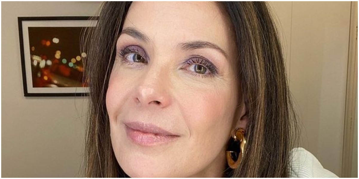 http://tvfoco.uai.com.br/wp-content/uploads/2015/05/Daniela-Mercury.jpg