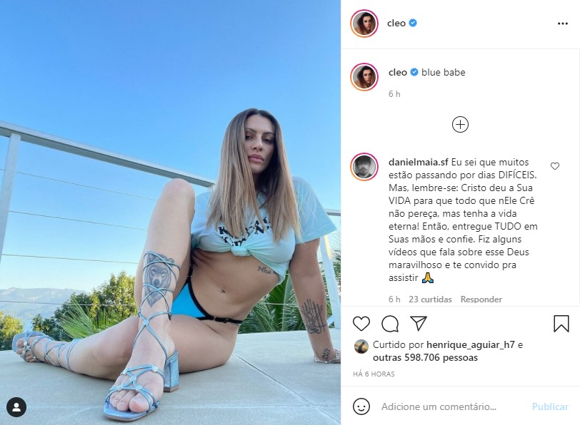 Cleo Pires cruza as pernas e mostra o que ninguém pode ver (Foto: Reprodução) Cleo Pires cruza as pernas e mostra o que ninguém pode ver (Foto: Reprodução)