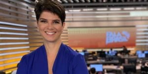 Mariana Godoy na bancada do Fala Brasil, da Record (Reprodução)