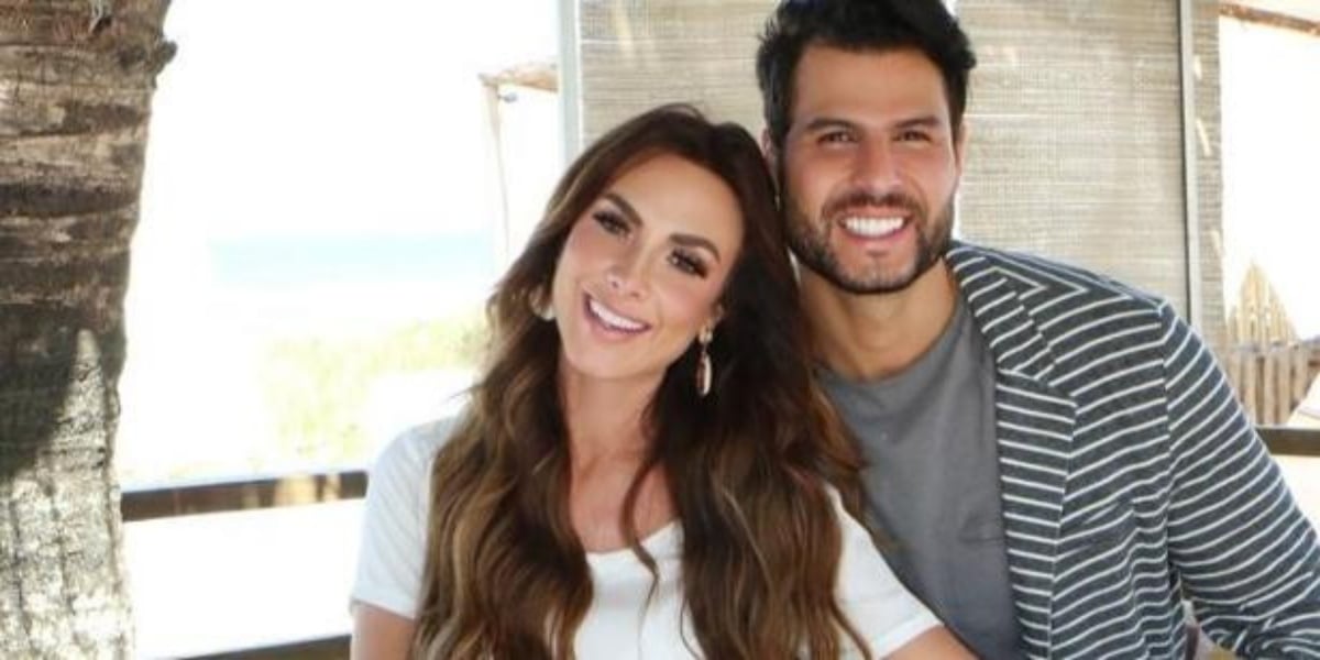 http://tvfoco.uai.com.br/wp-content/uploads/2015/05/Daniela-Mercury.jpg