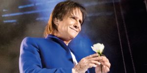 “Eu senti que você fala a verdade”, Roberto Carlos se desmancha com te amo, após relação com cantor exposta
