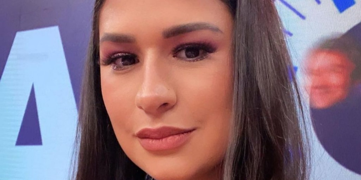 http://tvfoco.uai.com.br/wp-content/uploads/2015/05/Daniela-Mercury.jpg