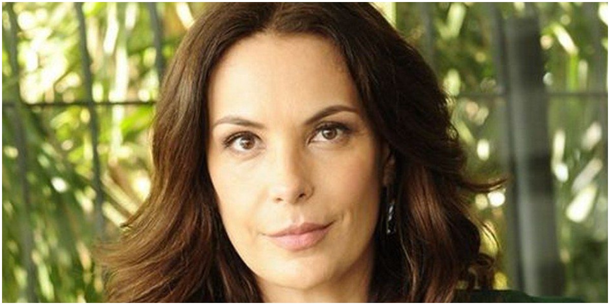 http://tvfoco.uai.com.br/wp-content/uploads/2015/05/Daniela-Mercury.jpg