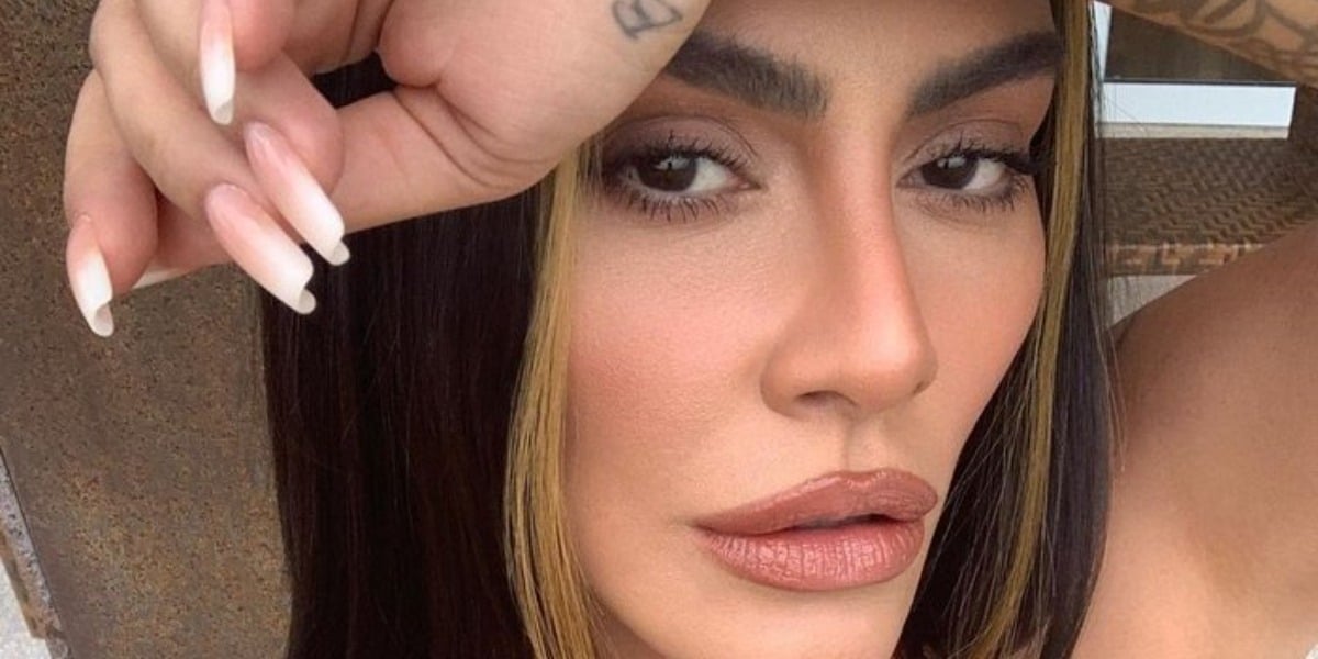 http://tvfoco.uai.com.br/wp-content/uploads/2015/05/Daniela-Mercury.jpg