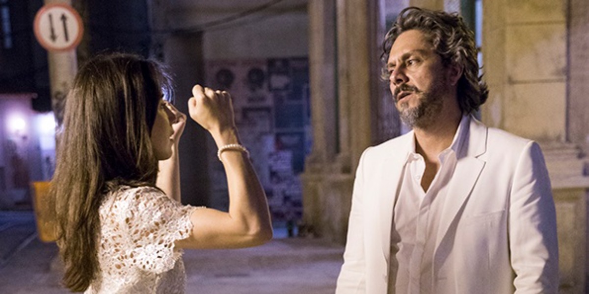 http://tvfoco.uai.com.br/wp-content/uploads/2015/05/Daniela-Mercury.jpg
