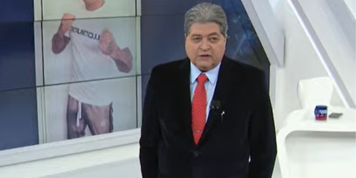 http://tvfoco.uai.com.br/wp-content/uploads/2015/05/Daniela-Mercury.jpg