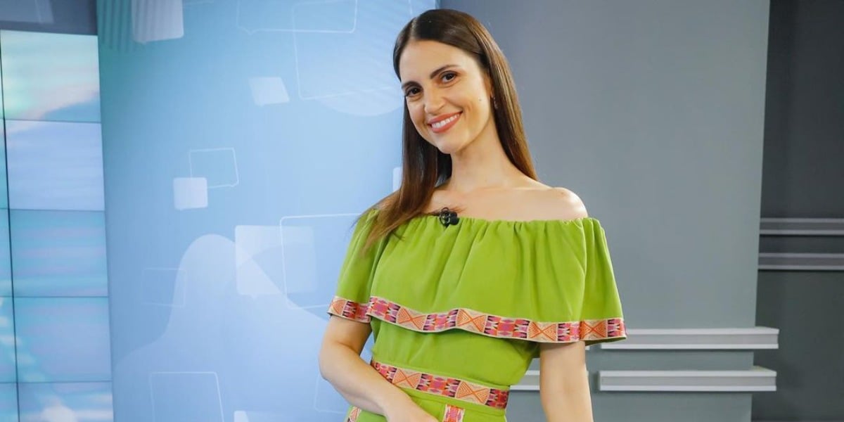 http://tvfoco.uai.com.br/wp-content/uploads/2015/05/Daniela-Mercury.jpg