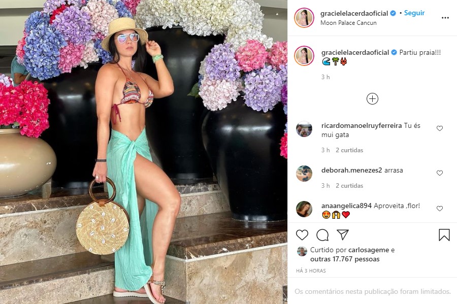Graciele Lacerda exibe boa forma em look de praia cheio de estilo (Foto: Reprodução) Graciele Lacerda exibe boa forma em look de praia cheio de estilo (Foto: Reprodução)