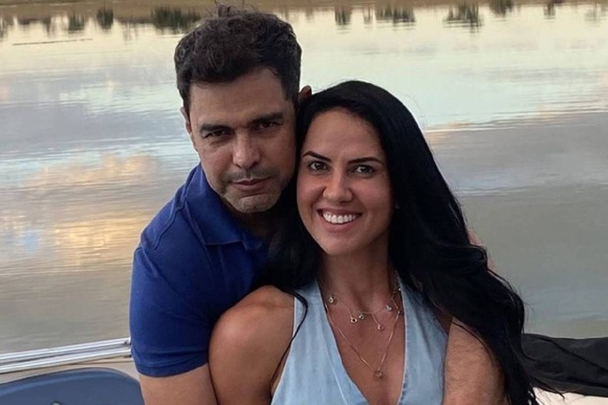 http://tvfoco.uai.com.br/wp-content/uploads/2015/05/Daniela-Mercury.jpg
