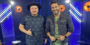 Israel e Rodolffo tiveram ônibus envolvido em acidente após show (Foto: Reprodução)