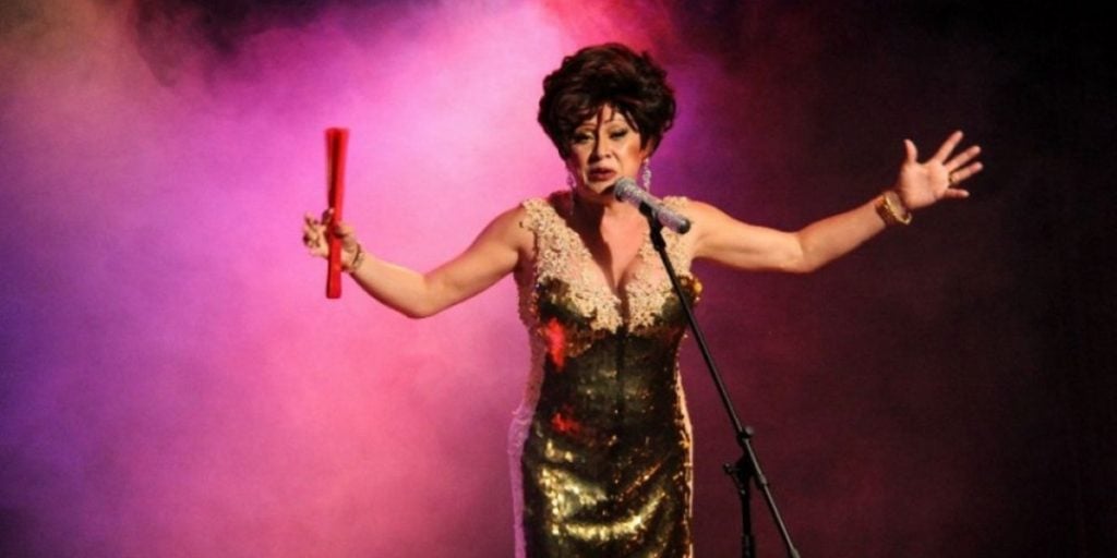 http://www.otvfoco.com.br/wp-content/uploads/2015/05/Daniela-Mercury.jpg