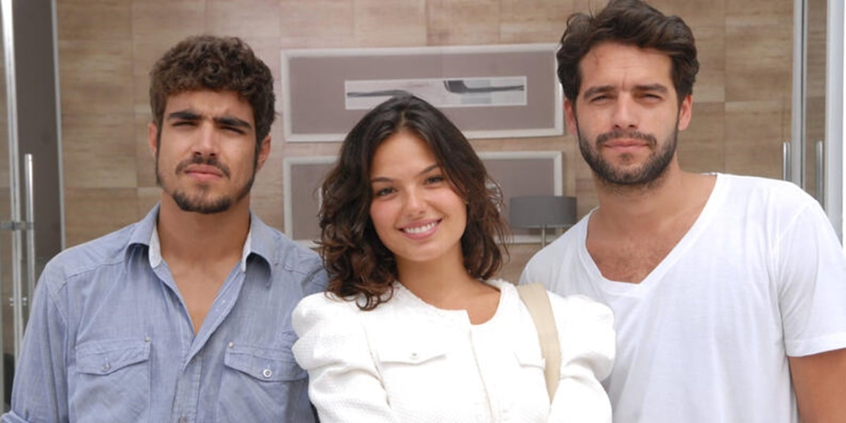http://tvfoco.uai.com.br/wp-content/uploads/2015/05/Daniela-Mercury.jpg