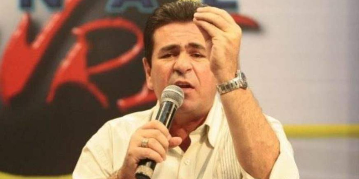 Wallace Souza era apresentador do "Canal Livre" (Foto: Divulgação)