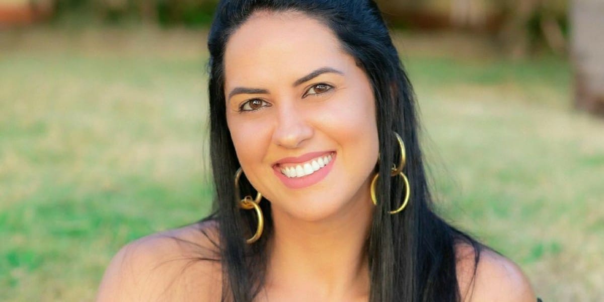 http://tvfoco.uai.com.br/wp-content/uploads/2015/05/Daniela-Mercury.jpg