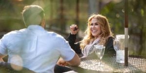 Joelma divulga primeira foto ao lado de novo amor (Foto: Divulgação/ Extra)