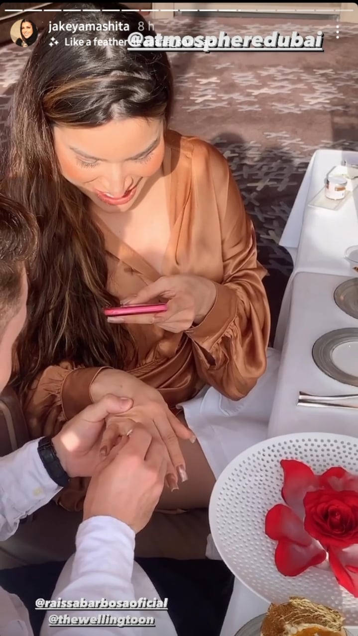 Raissa Barbosa sendo pedida em casamento (Foto: Reprodução Jakelyne Yamashita)