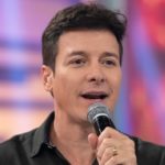 Rodrigo Faro na Record TV (Foto: Reprodução)