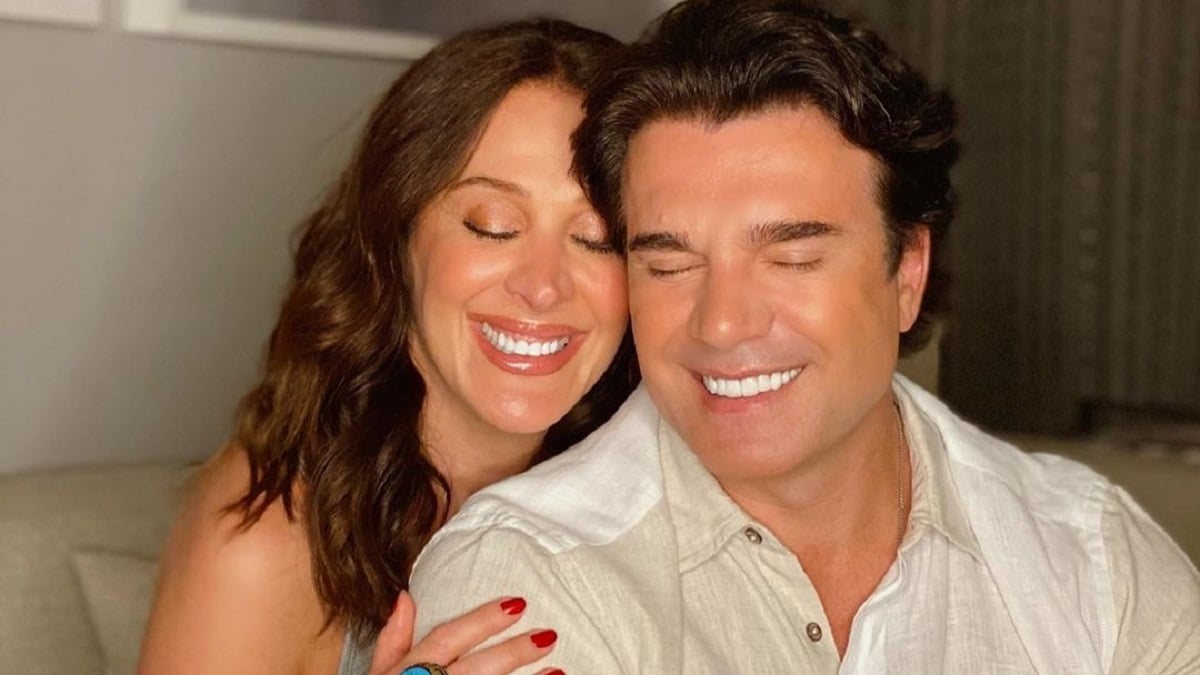 http://tvfoco.uai.com.br/wp-content/uploads/2015/05/Daniela-Mercury.jpg