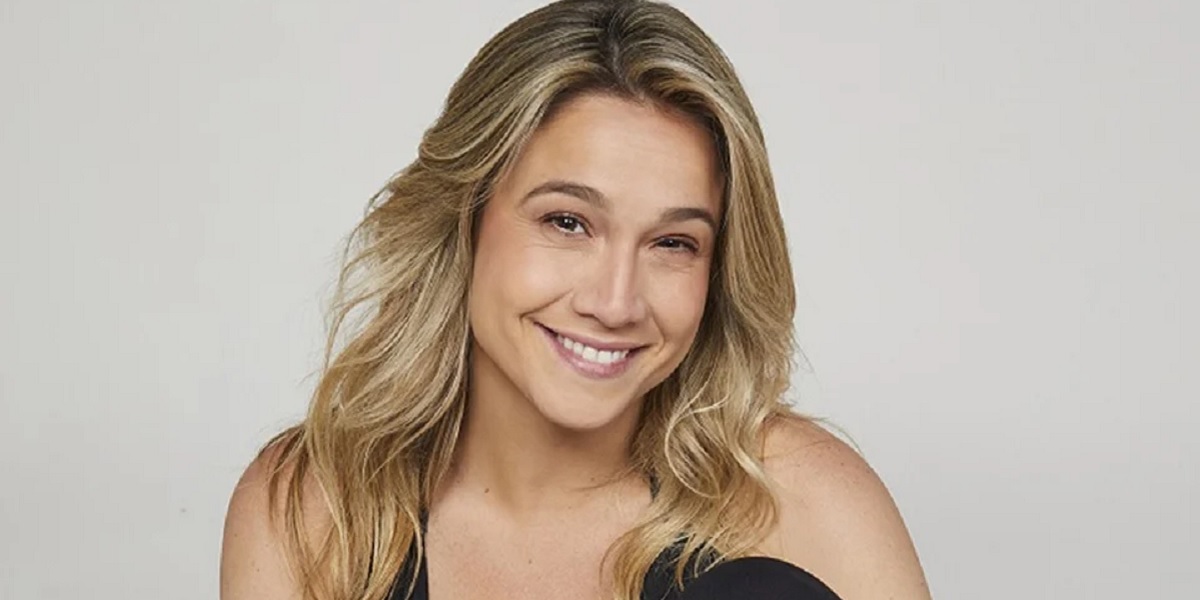 http://tvfoco.uai.com.br/wp-content/uploads/2015/05/Daniela-Mercury.jpg