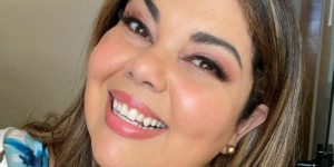 Fabiana Karla surge com filha de 21 anos (Foto: Reprodução)