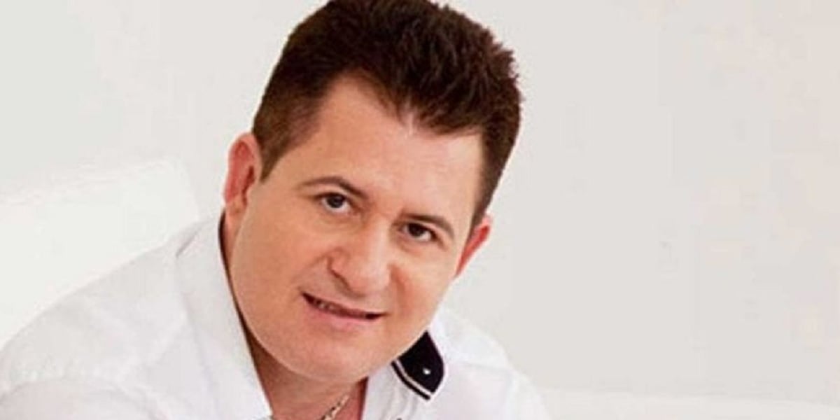 http://tvfoco.uai.com.br/wp-content/uploads/2015/05/Daniela-Mercury.jpg