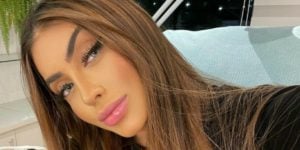 MC Mirella é atacada em show, é retirada as pressas por seguranças e desabafa (Foto: Reprodução)