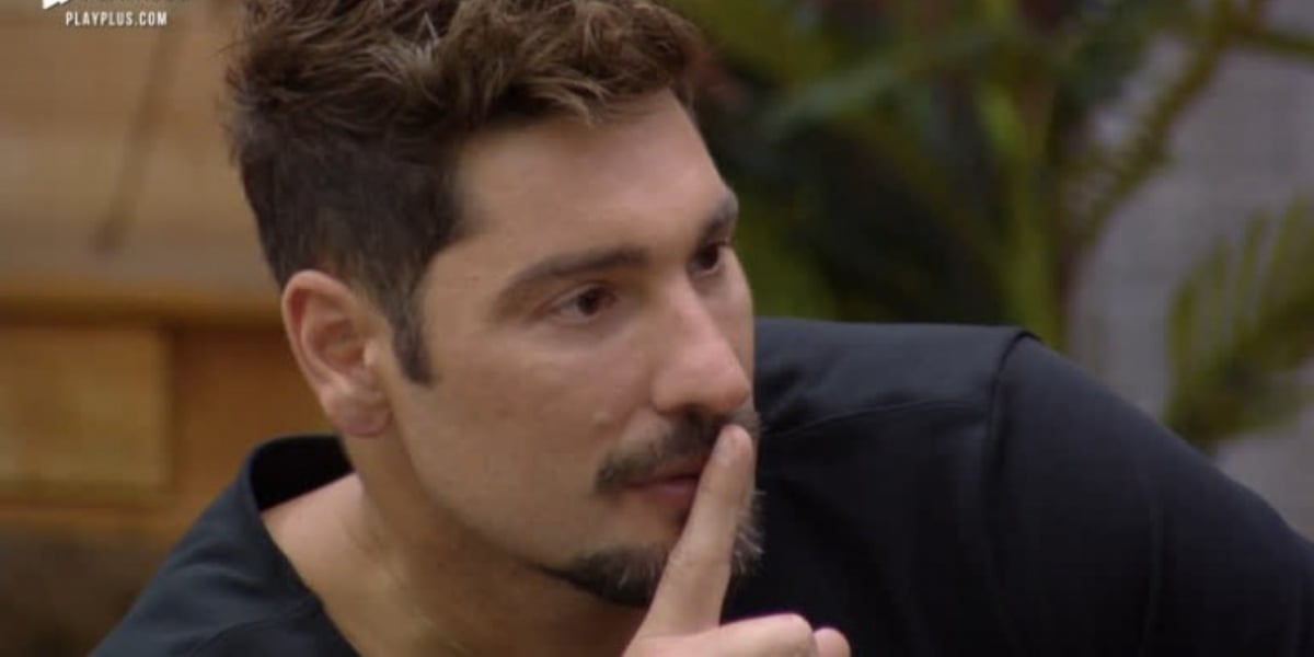 http://tvfoco.uai.com.br/wp-content/uploads/2015/05/Daniela-Mercury.jpg