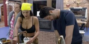 Rico, Dayane e Aline tiveram pequena discussão (Foto: Reprodução)