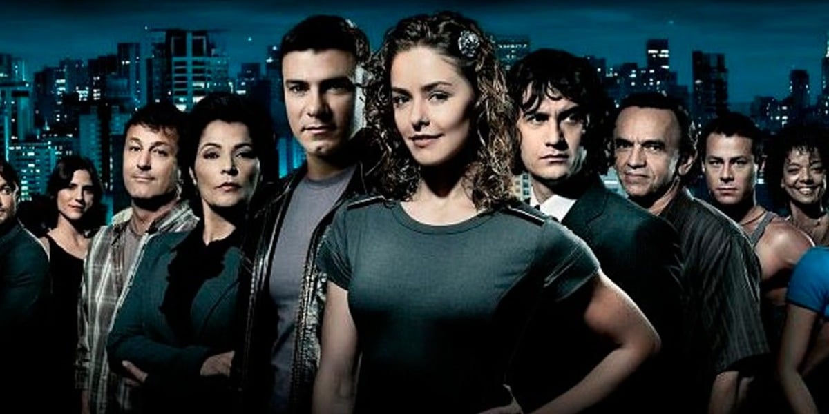 http://tvfoco.uai.com.br/wp-content/uploads/2015/05/Daniela-Mercury.jpg